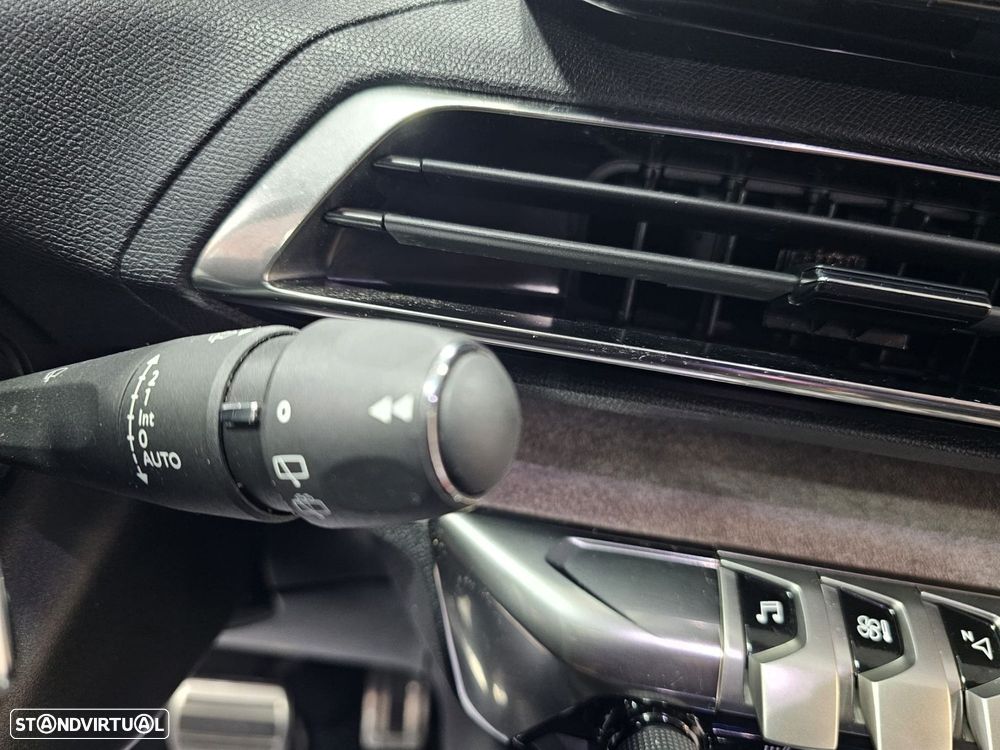 Peugeot 3008 1.2 PureTech GT Pack EAT8 - 18