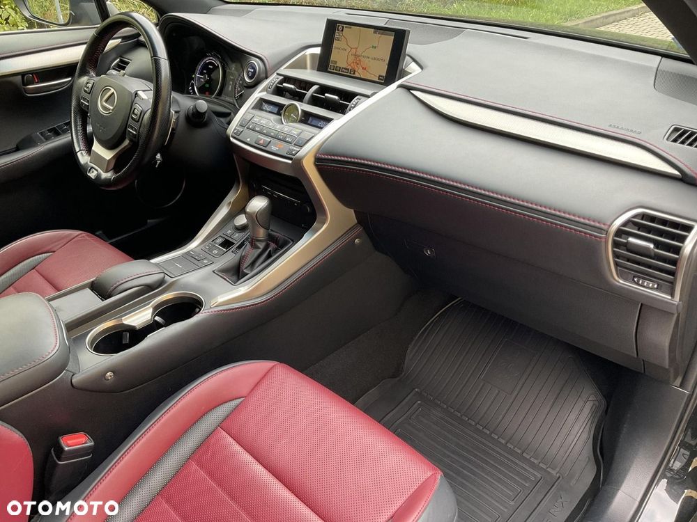 Lexus NX 300h F Sport AWD - 13