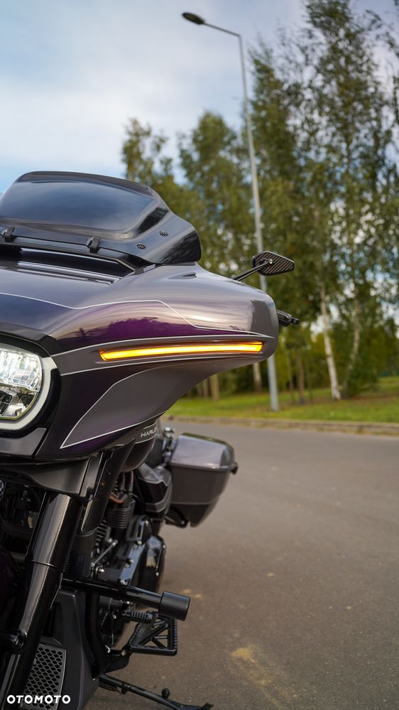 Harley-Davidson Touring Street Glide - 17