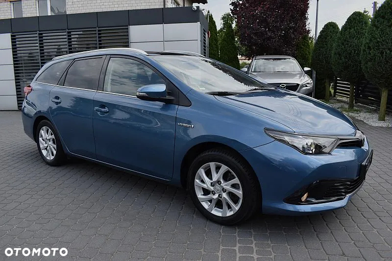 Toyota Auris 1.8 VVT-i Hybrid Automatik Touring Sports Executive - 27