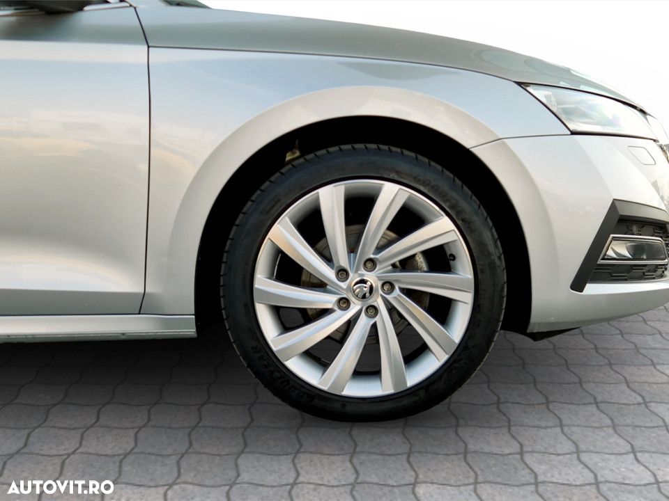 Skoda Octavia 2.0 TDI DSG Style - 12