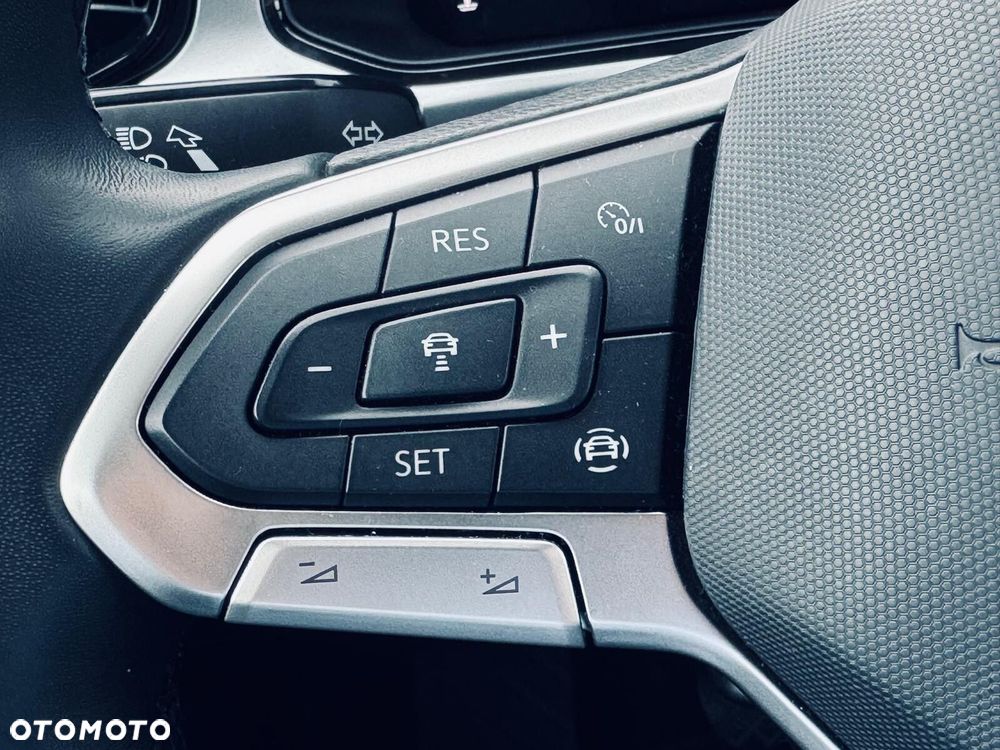 Volkswagen T-Roc 1.0 TSI Life - 17