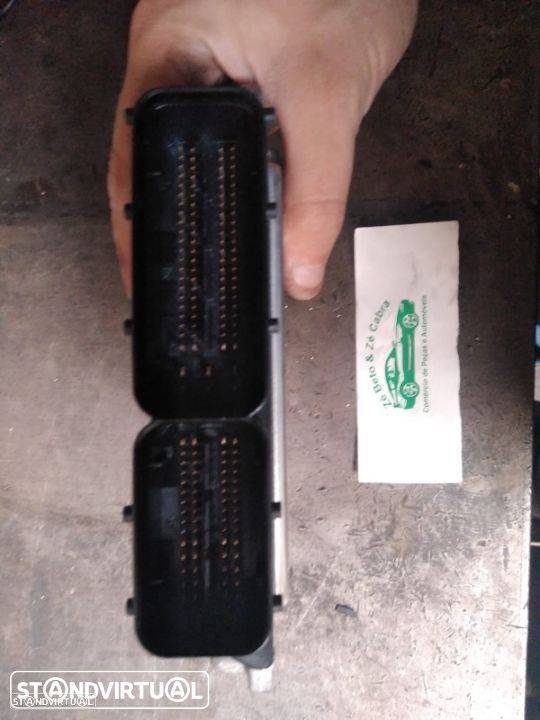 AUDI A4 B7 2.0 TDI CENTRALINA ECU MOTOR - 2