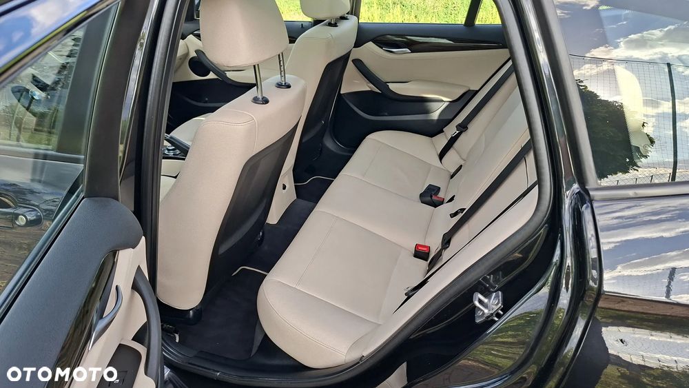 BMW X1 sDrive20d - 25