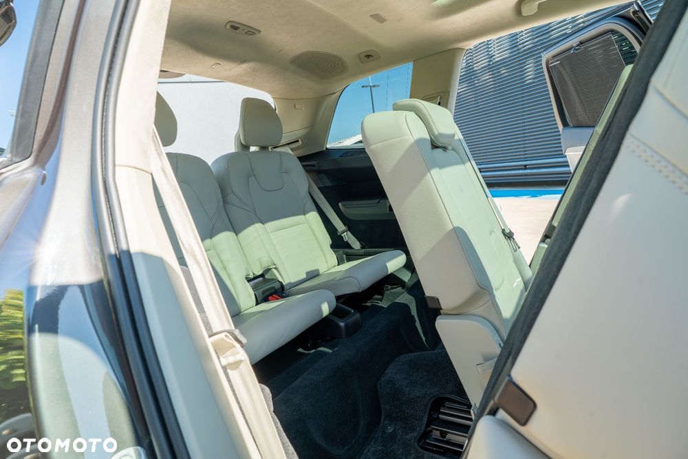 Volvo XC 90 B5 D AWD Ultimate Bright 7os - 21