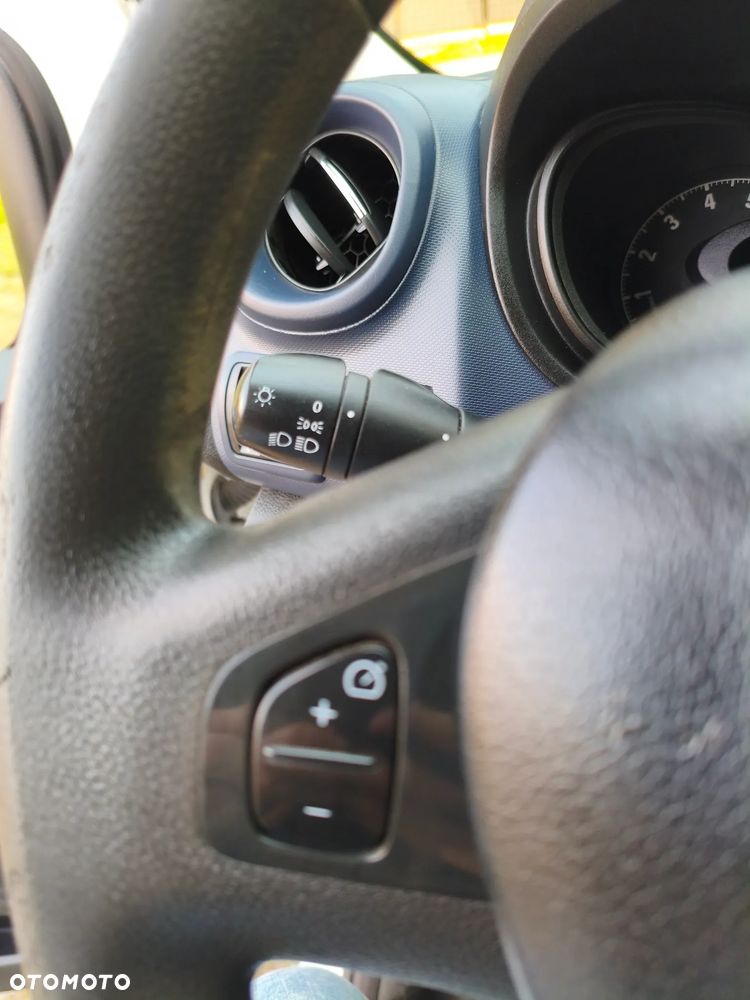 Opel Vivaro - 21