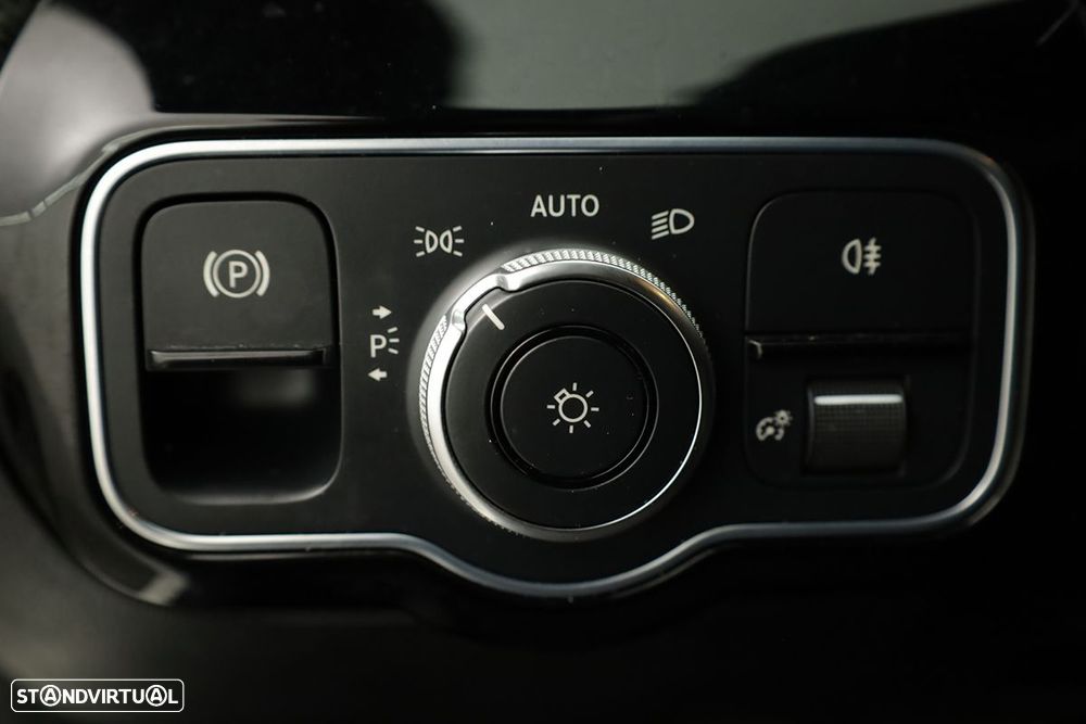 Mercedes-Benz CLA 180 d Shooting Brake Business Solutions.Grande Frota Aut. - 18