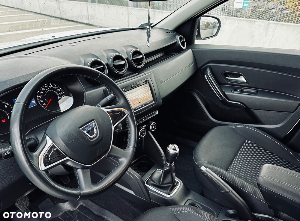 Dacia Duster 1.6 SCe S&S - 8