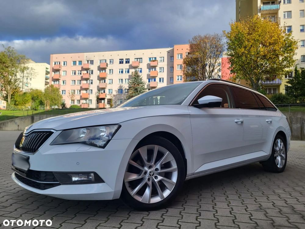 Skoda Superb 2.0 TDI Active DSG - 3