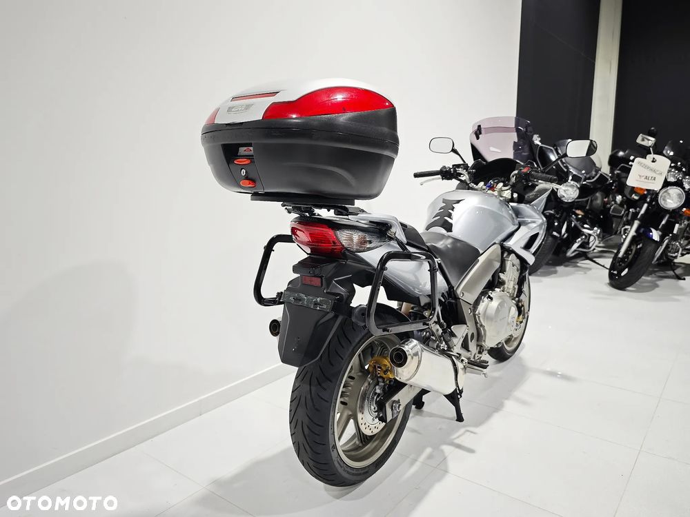 Honda CBF - 9