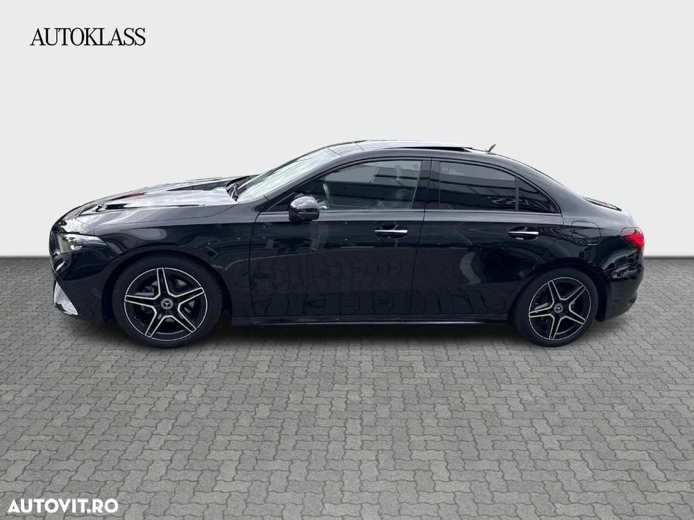 Mercedes-Benz A 200 MHEV 7G-DCT Sedan - 5