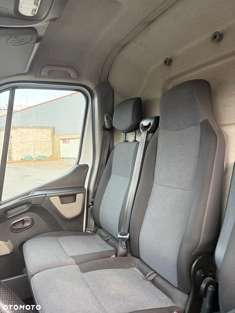 Renault Master 2.3 DCI - 17
