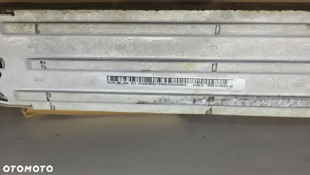VOLVO XC40 CHŁODNICA POWIETRZA INTERCOOLER 2.0 D4 T5 B5 2017- 2022 31439780 - 5