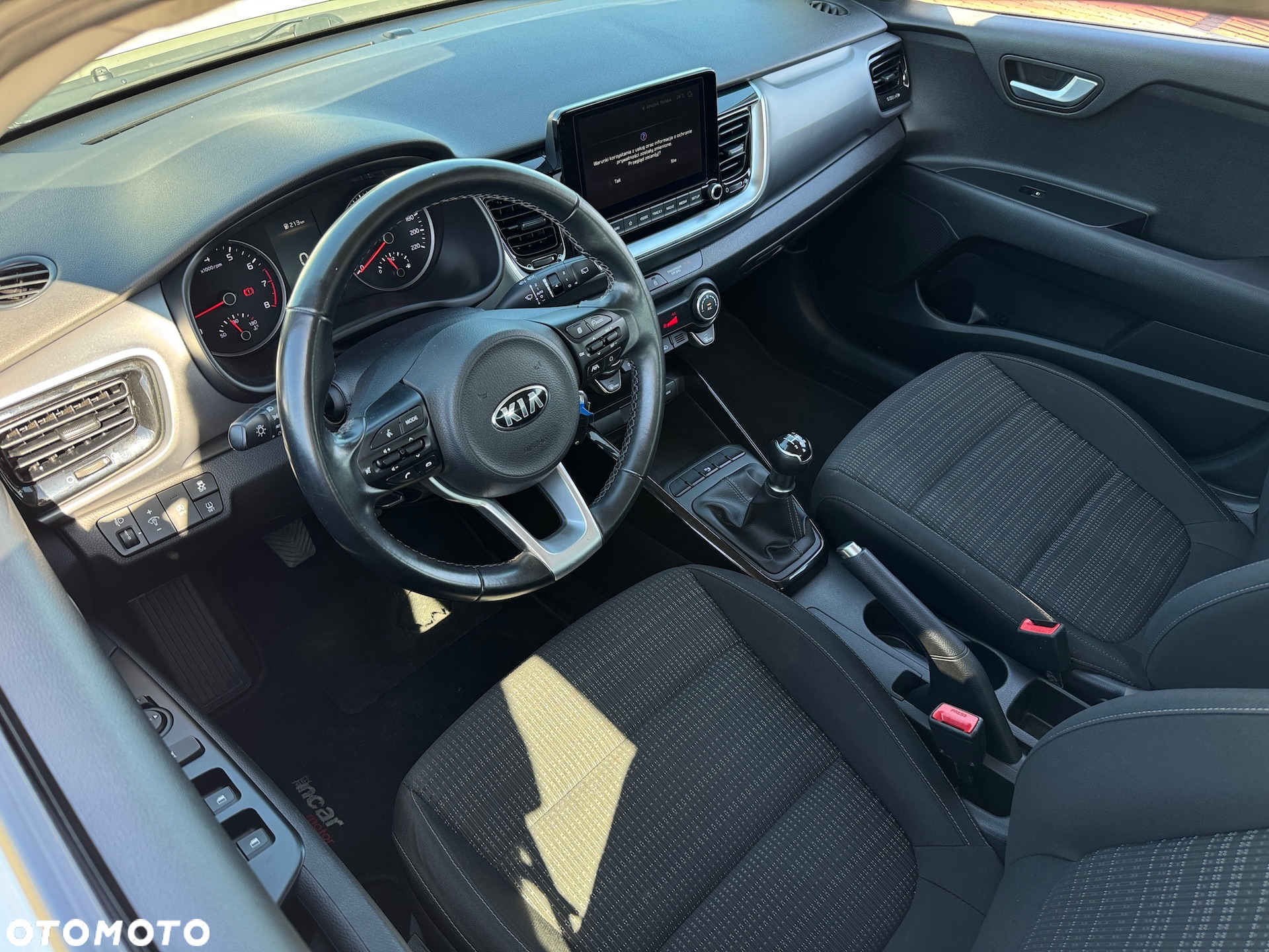 Kia Stonic 1.2 L - 5