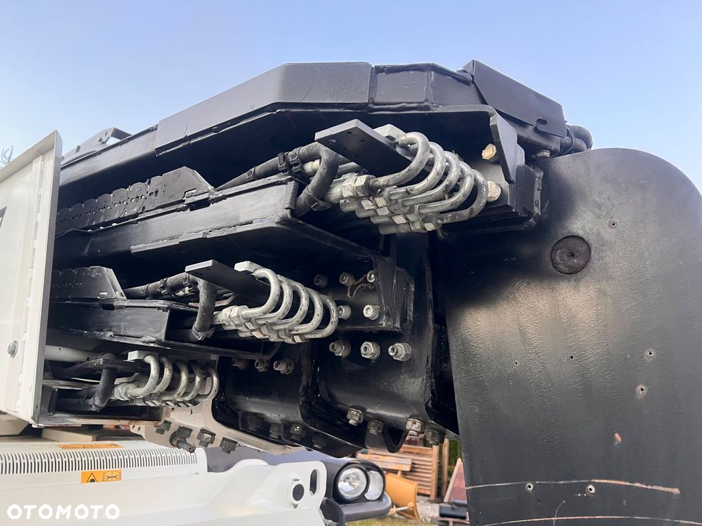 Manitou Ładowarka teleskopowa Manitou Mrt 2150 + Privilage Roto obrotowa 360 Pilot sterowanie radiowe Kosz Widły 2016/17 1840 2550 2540 silnik Mercedes 2150+ Merlo - 35