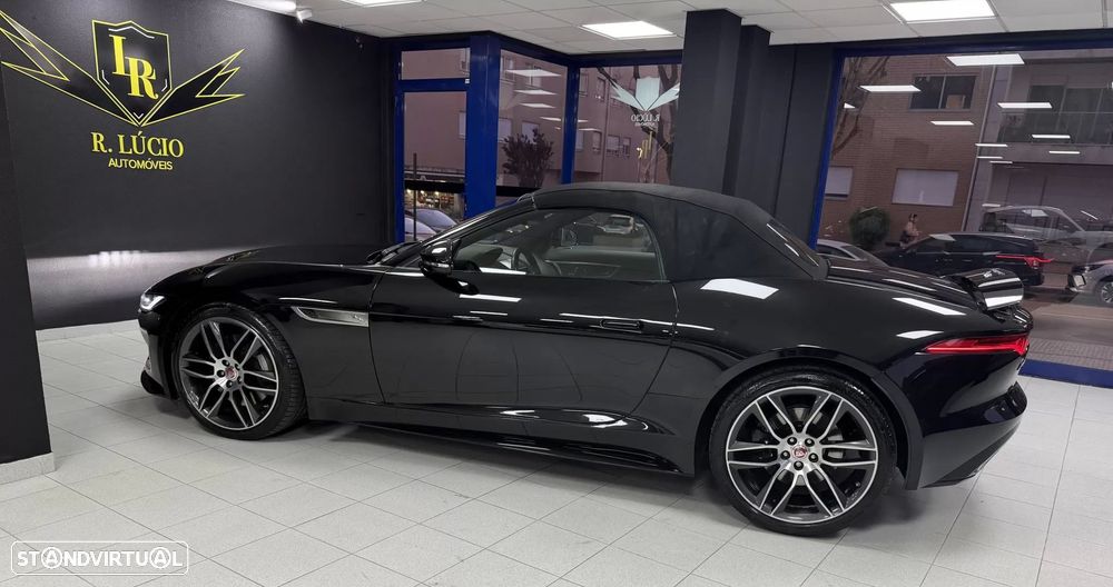 Jaguar F-Type 2.0 i4 R-Dynamic Black - 45