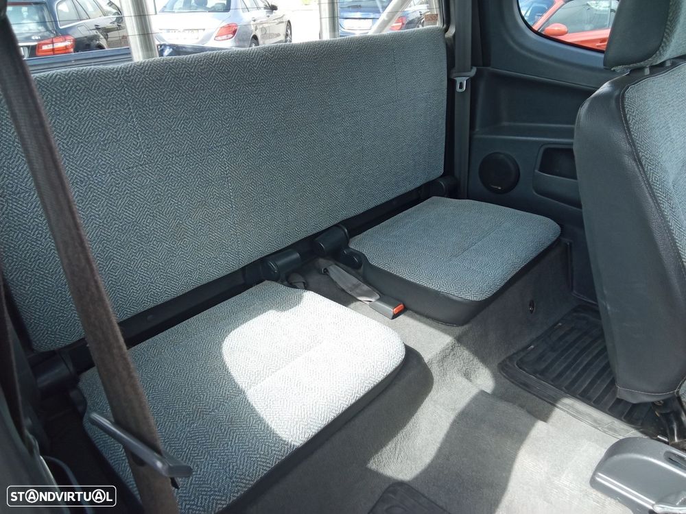 Mitsubishi L200 2.5 TD - 21