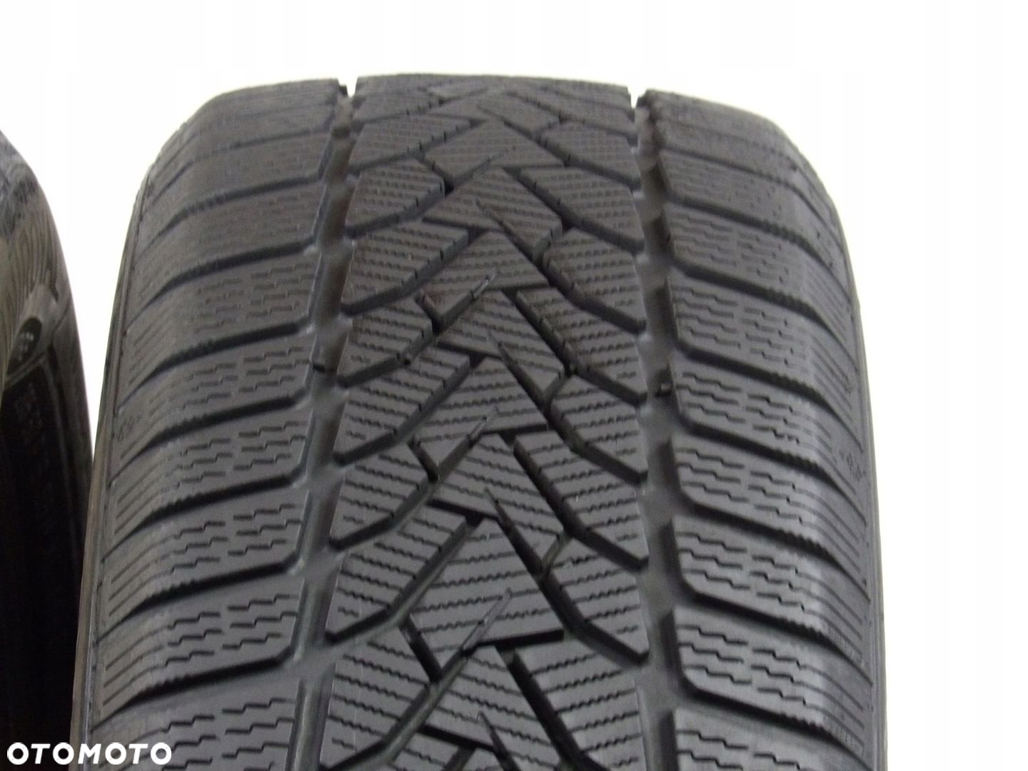 2x opony 205/60R16 UNIROYAL WINTEREXPERT - 2