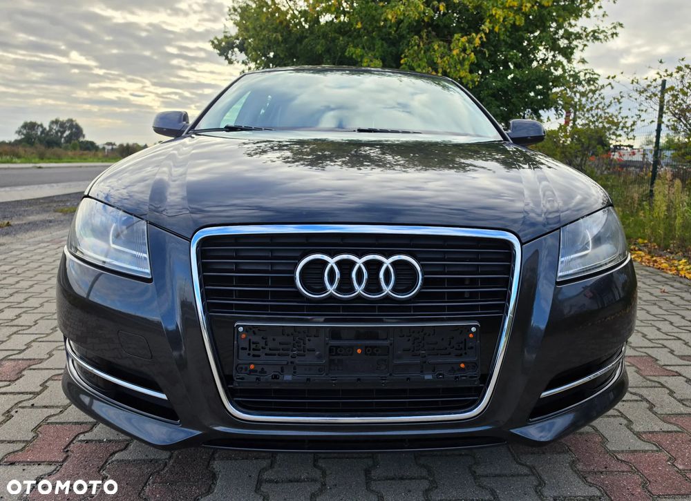 Audi A3 Sportback 1.6 TDI DPF Ambiente - 5
