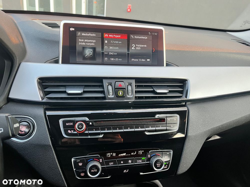 BMW X1 sDrive18d Business Edition - 27