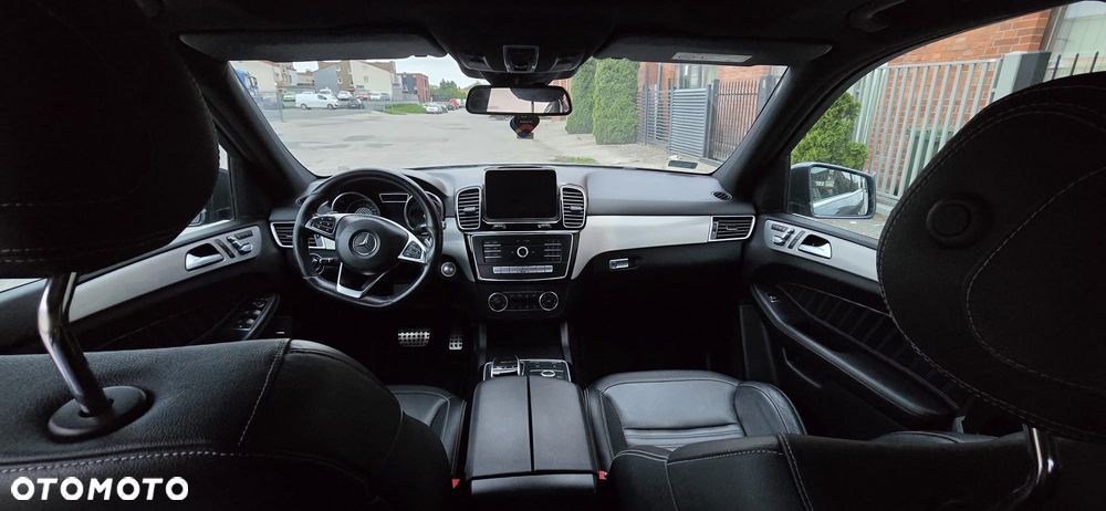 Mercedes-Benz GLE 250 d 4Matic 9G-TRONIC AMG Line - 7