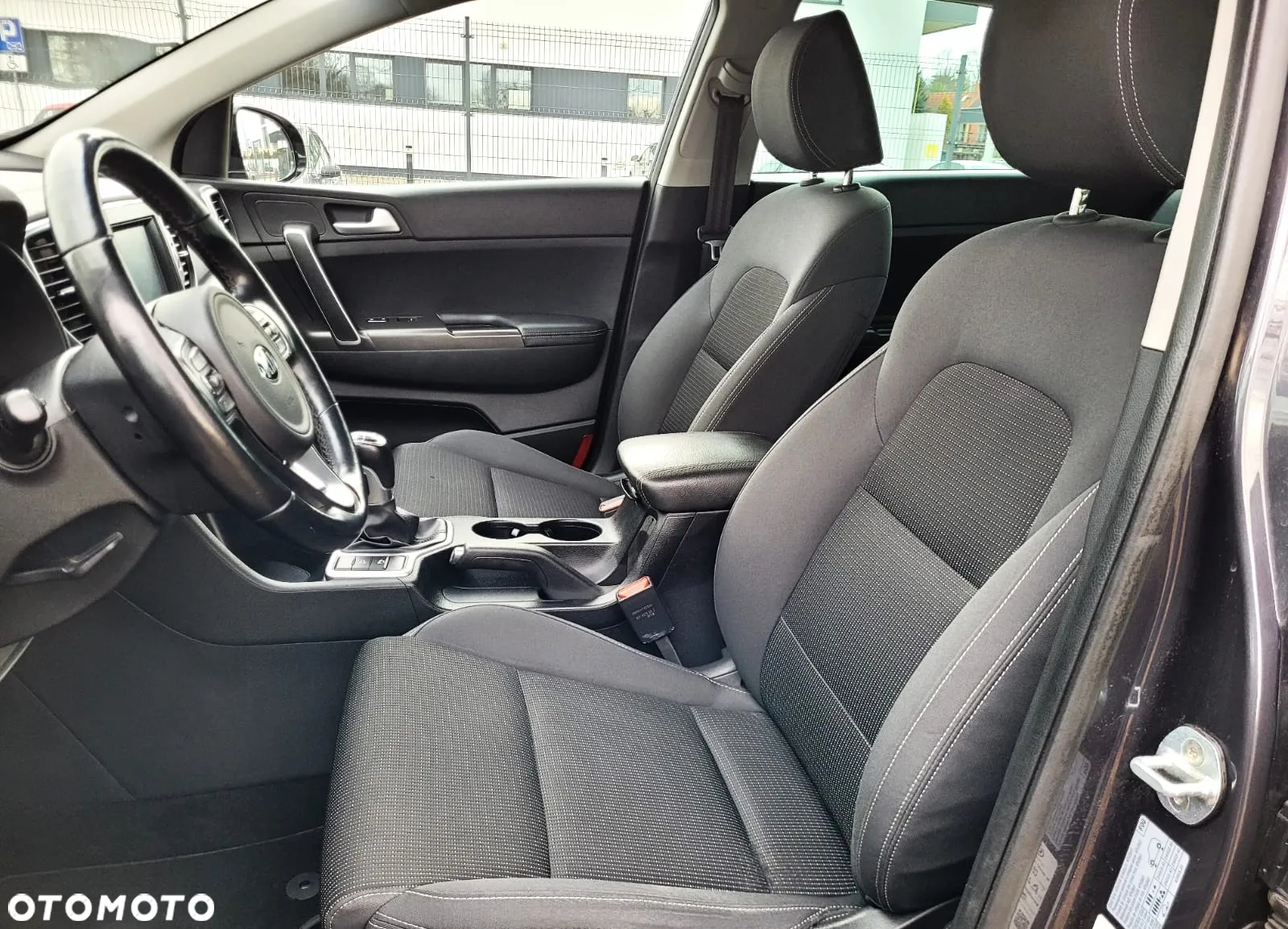 Kia Sportage - 10