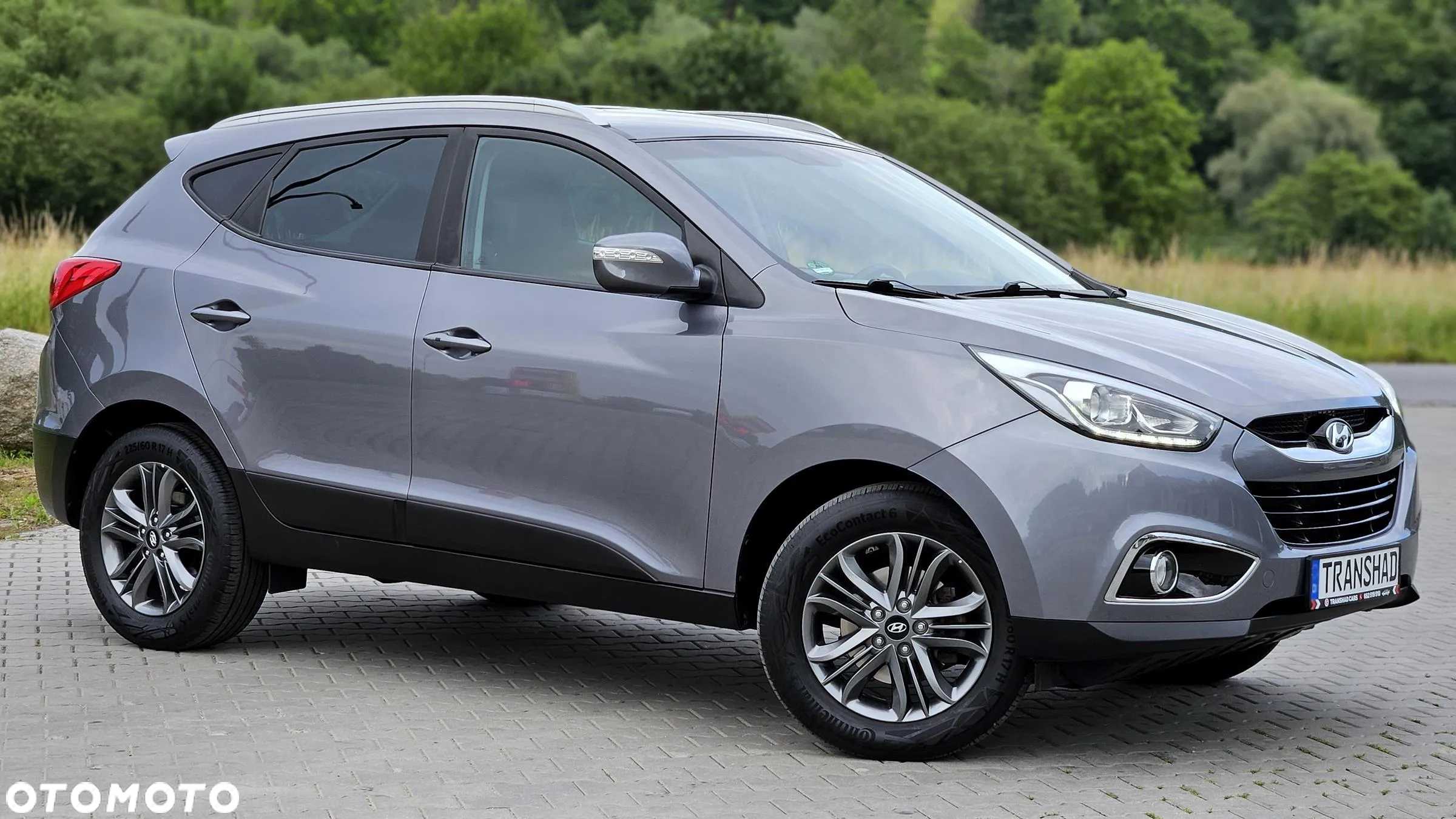 Hyundai ix35 2.0 CRDi 4WD Fifa World Cup Gold Edition - 4