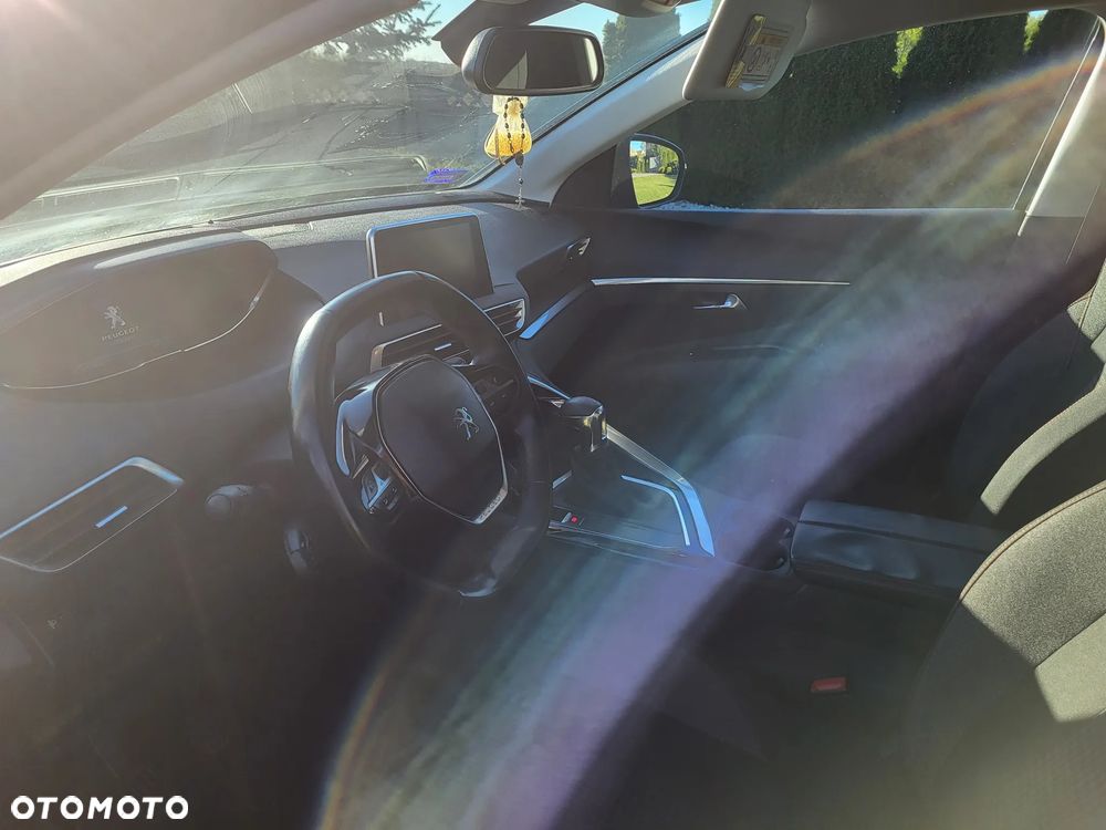 Peugeot 3008 1.6 BlueHDi Active S&S - 11