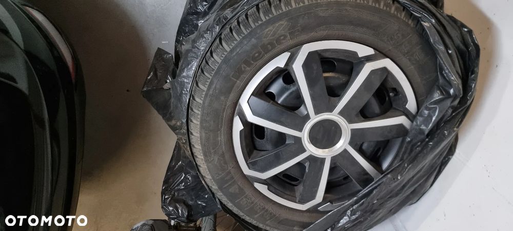 Ford Focus 1.6 Ambiente - 17
