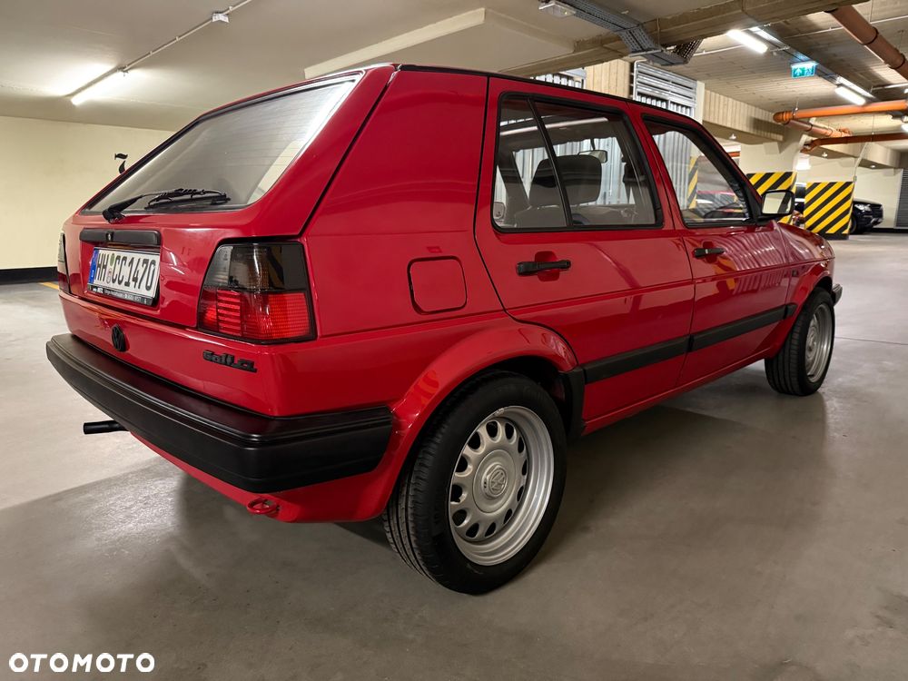Volkswagen Golf - 21