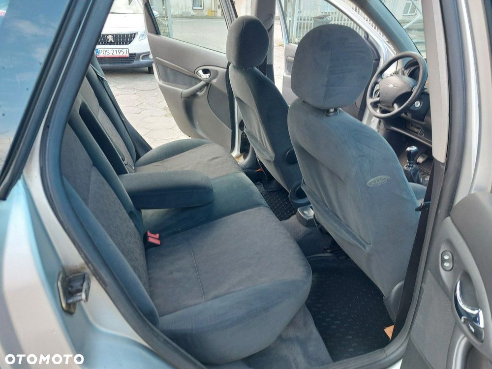 Ford Focus - 12