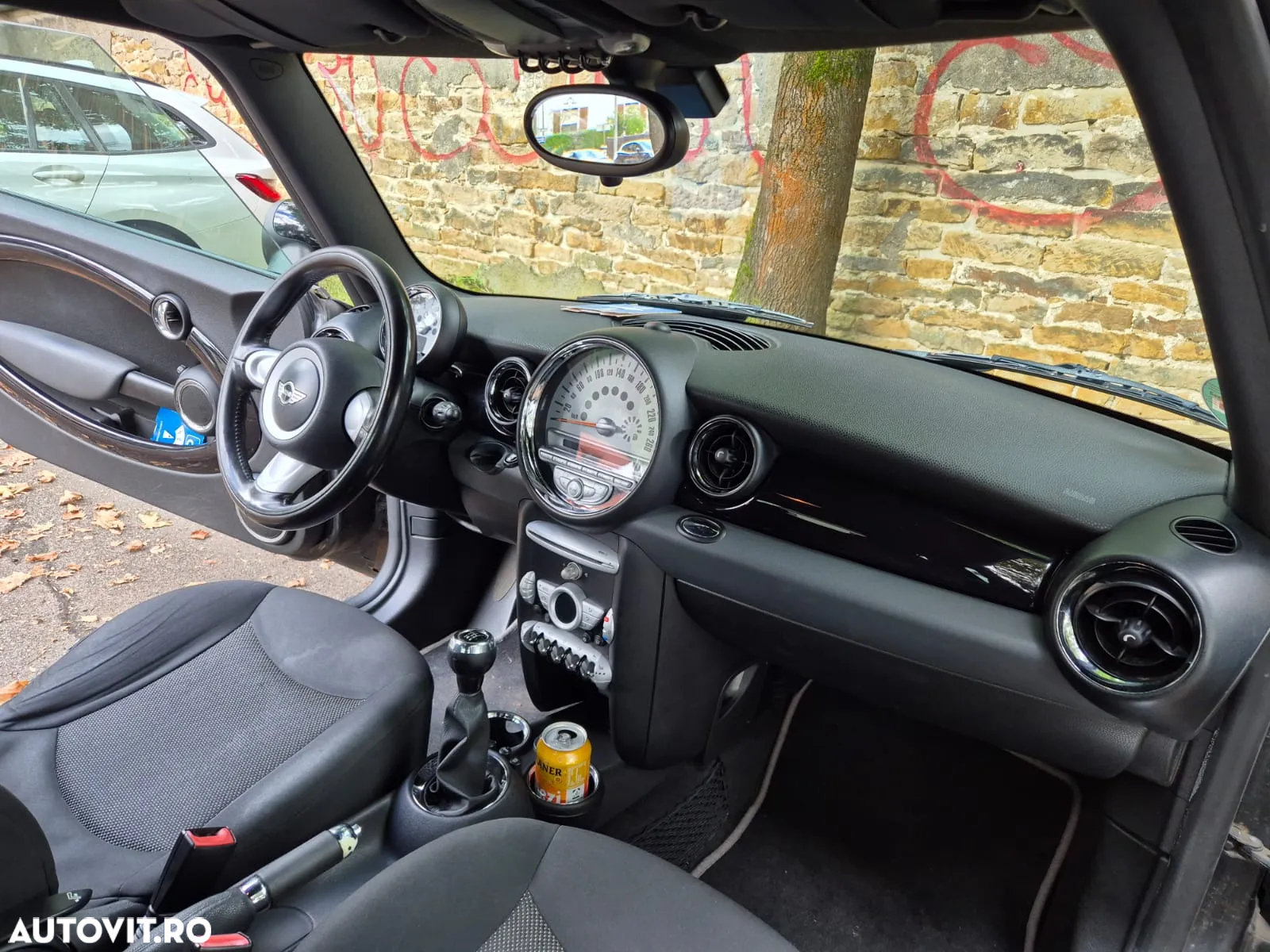 Mini Cooper Standard - 10