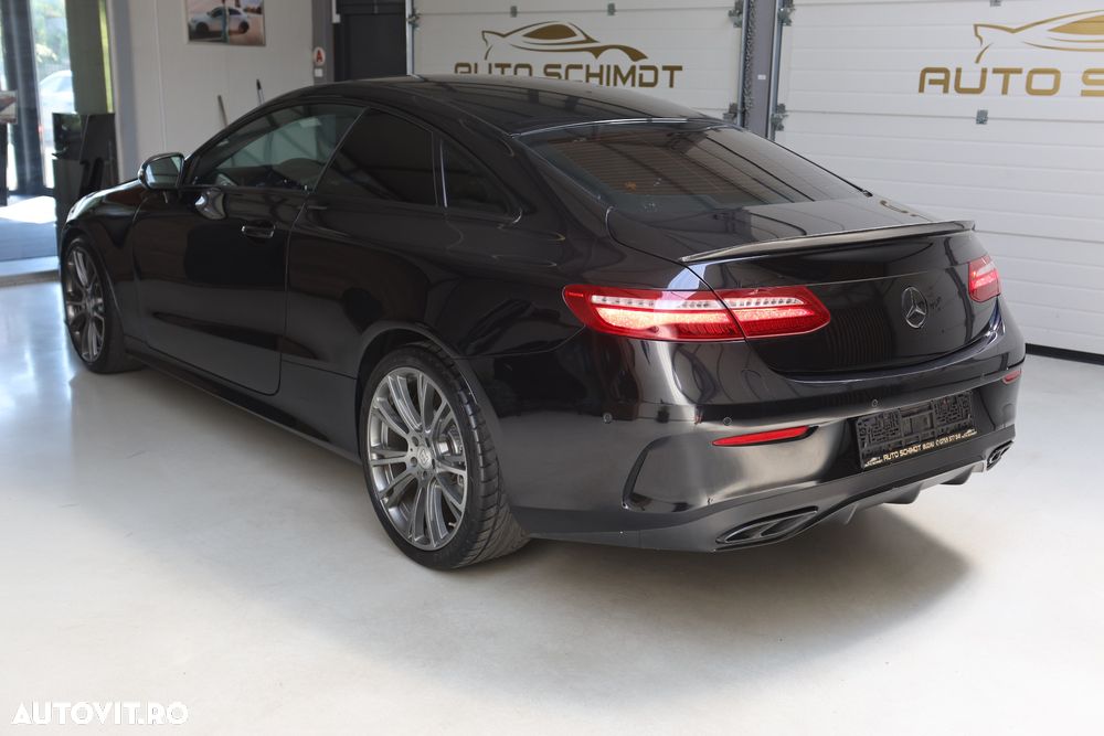 Mercedes-Benz E 200 Coupe 9G-TRONIC AMG Line - 26