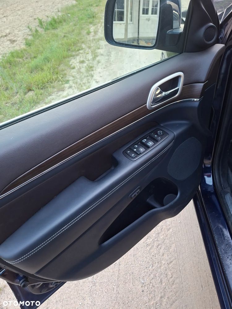 Jeep Grand Cherokee 3.6 V6 Overland - 11