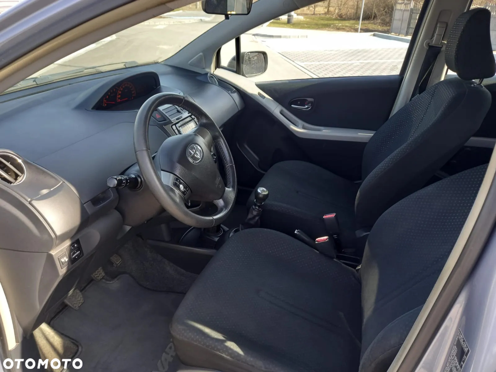 Toyota Yaris 1.4 D-4D - 13