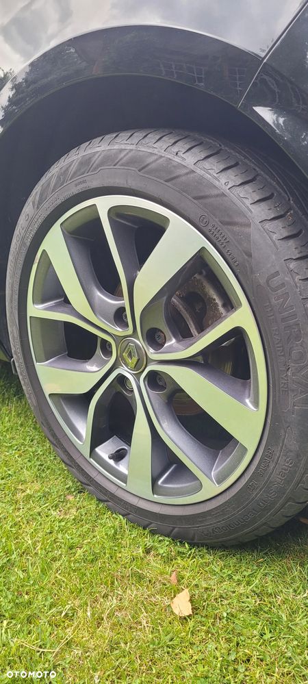 Renault Megane ENERGY TCe 130 BOSE EDITION - 10