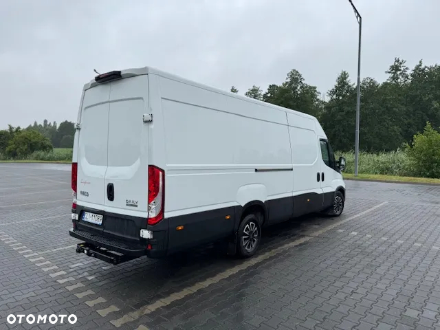 Iveco Daily 35S18 D Hi-Matic - 2
