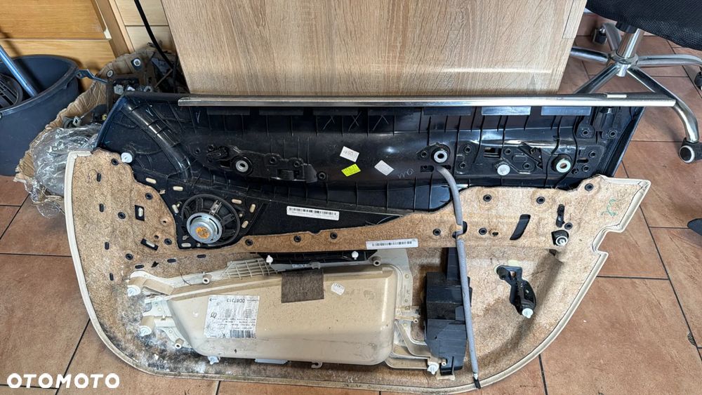 TAPICERKA DRZWI BMW F02 PRZÓD LEWY - 3