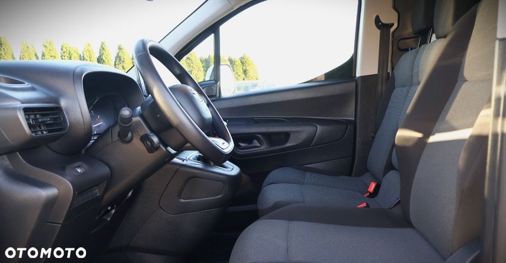 Toyota Proace City - 16