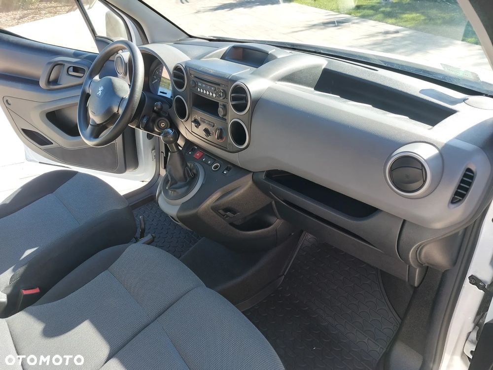 Peugeot Partner 1.6 BlueHDi L2 Pro (bryg.) - 24