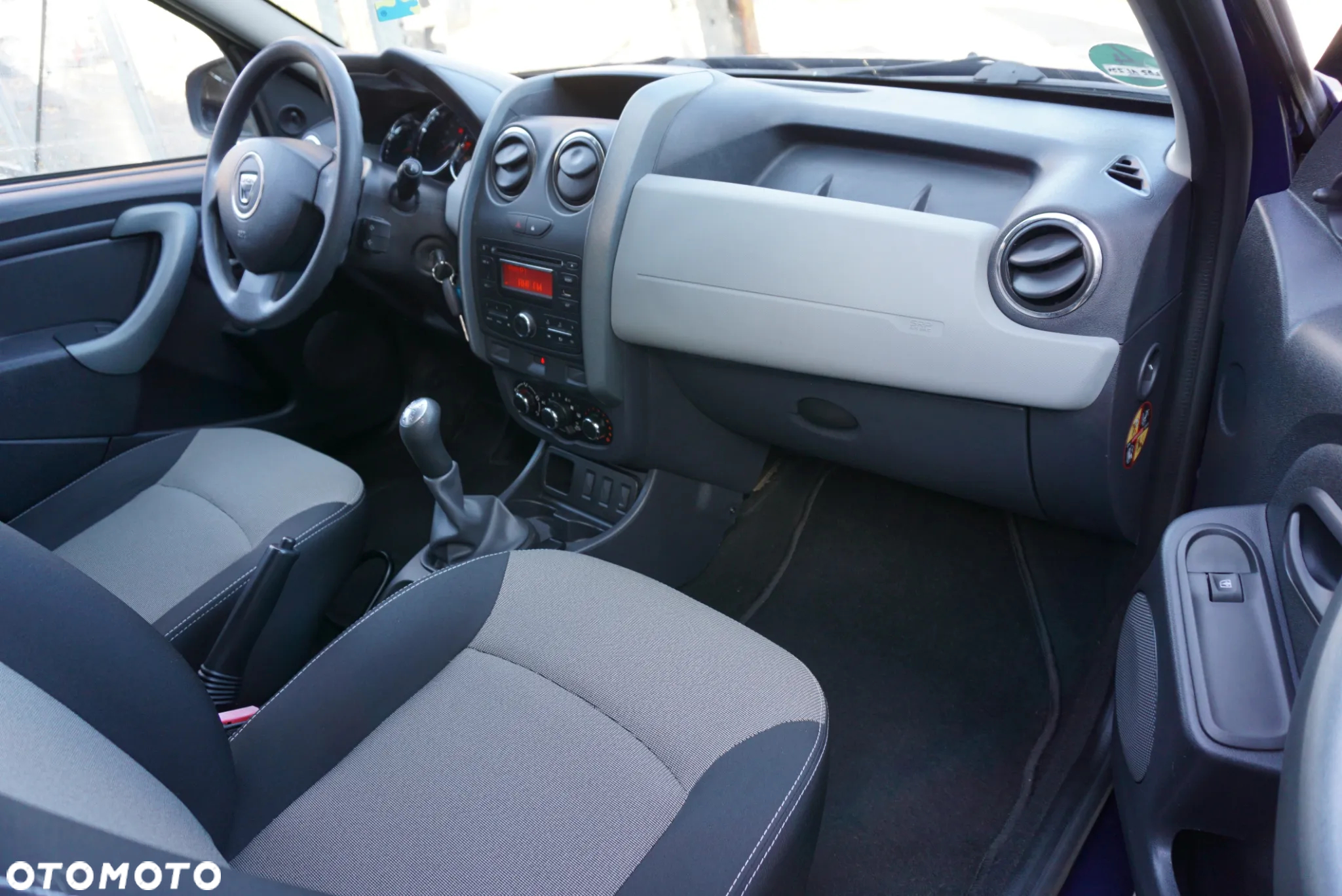 Dacia Duster 1.6 16V 4x2 Essentiel - 12