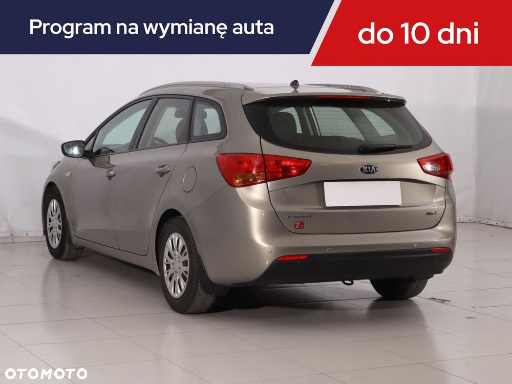Kia Ceed - 6