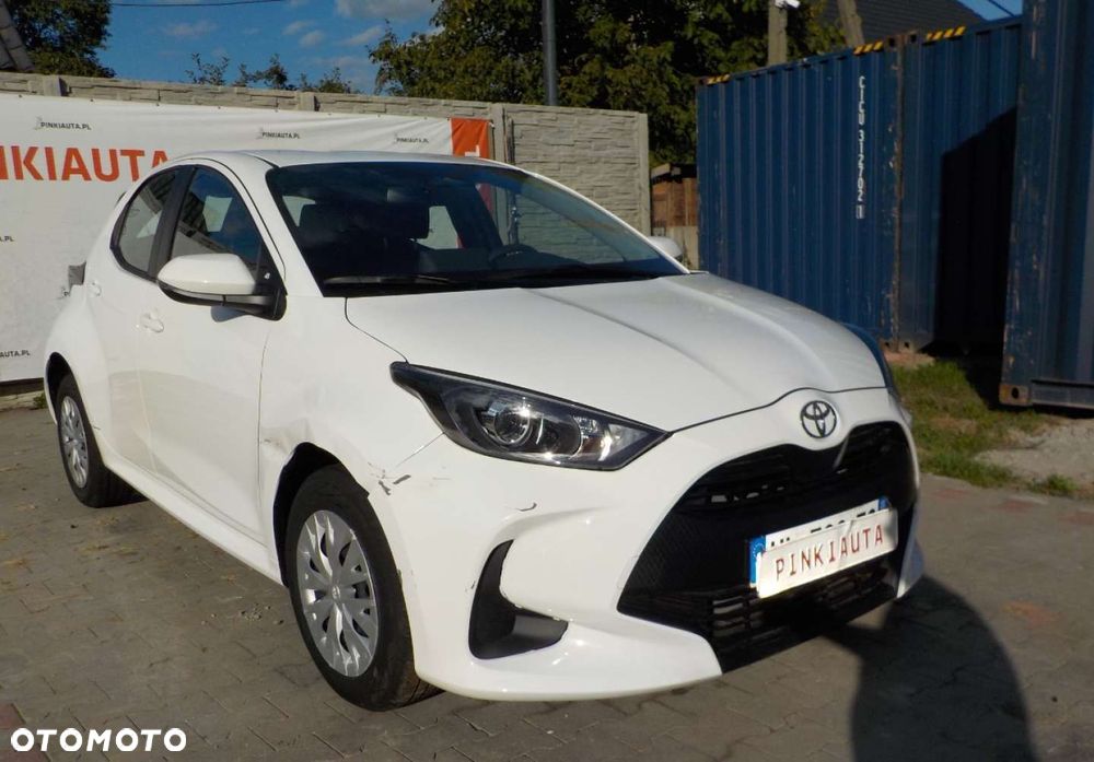 Toyota Yaris - 1