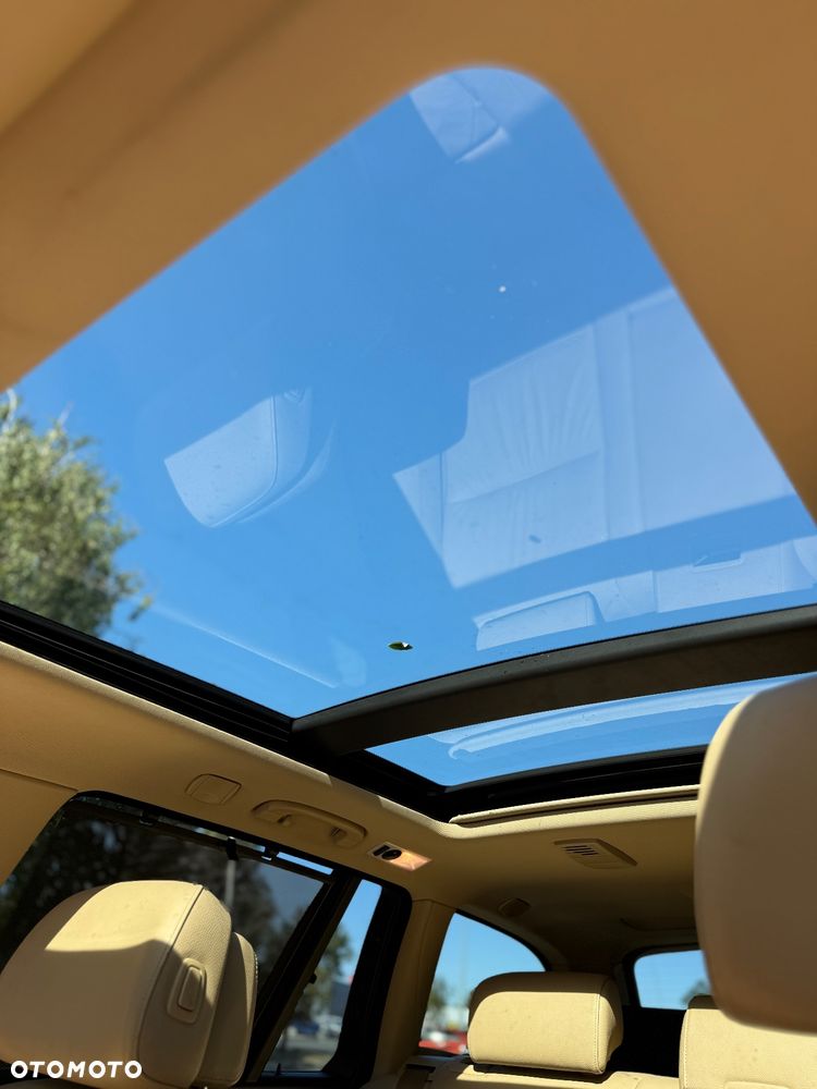 BMW Seria 5 530d Touring Edition Exclusive - 25