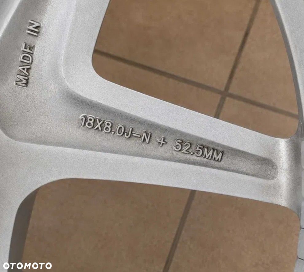 FELGI aluminiowe org. Ford 18x8J, ET 52,5 srebrne / bright silver - 4 szt. - 3