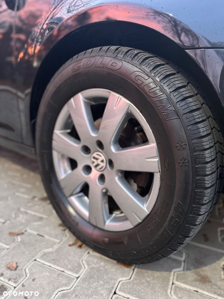 Volkswagen Golf 1.6 TDI DPF Comfortline - 11