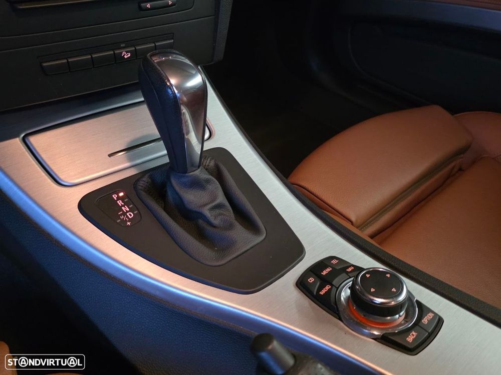 BMW 335 i xDrive Aut. Edition Exclusive - 17