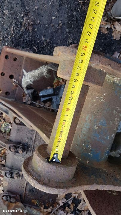 ŁYŻKA DO KOPARKI ZE SWORZNIAMI 30CM DOOSAN - 10