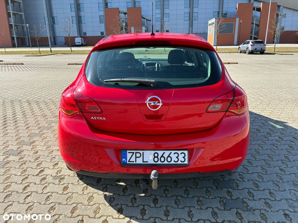 Opel Astra 1.6 - 7