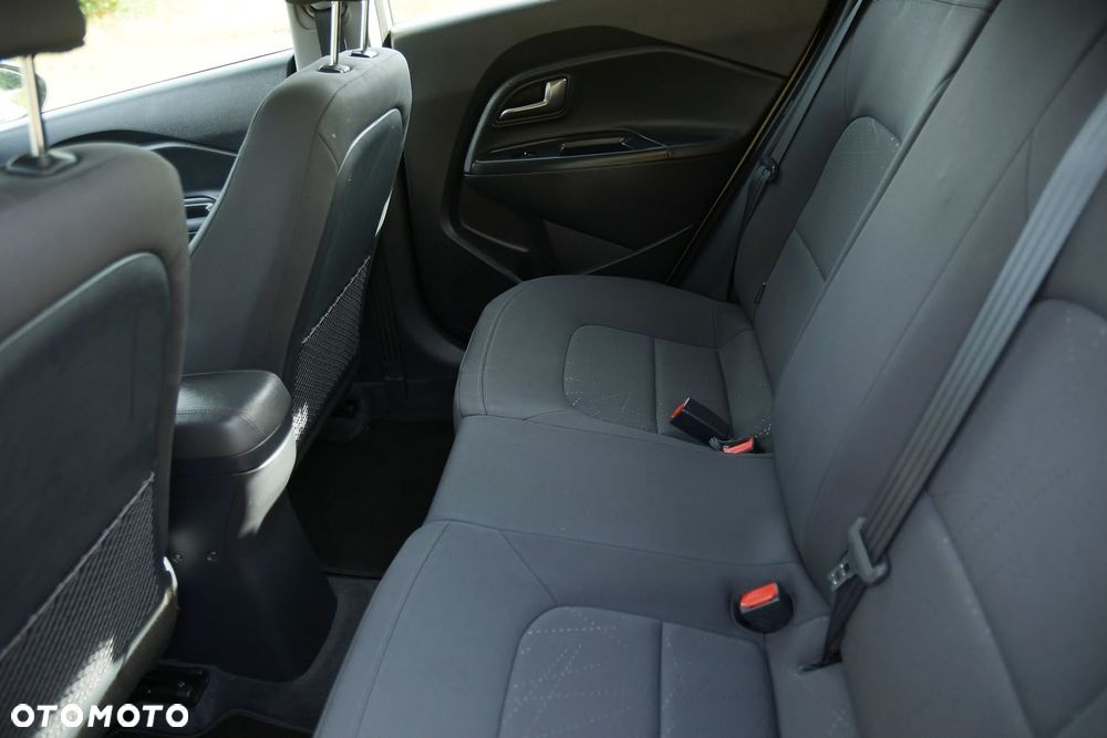 Kia Rio - 29